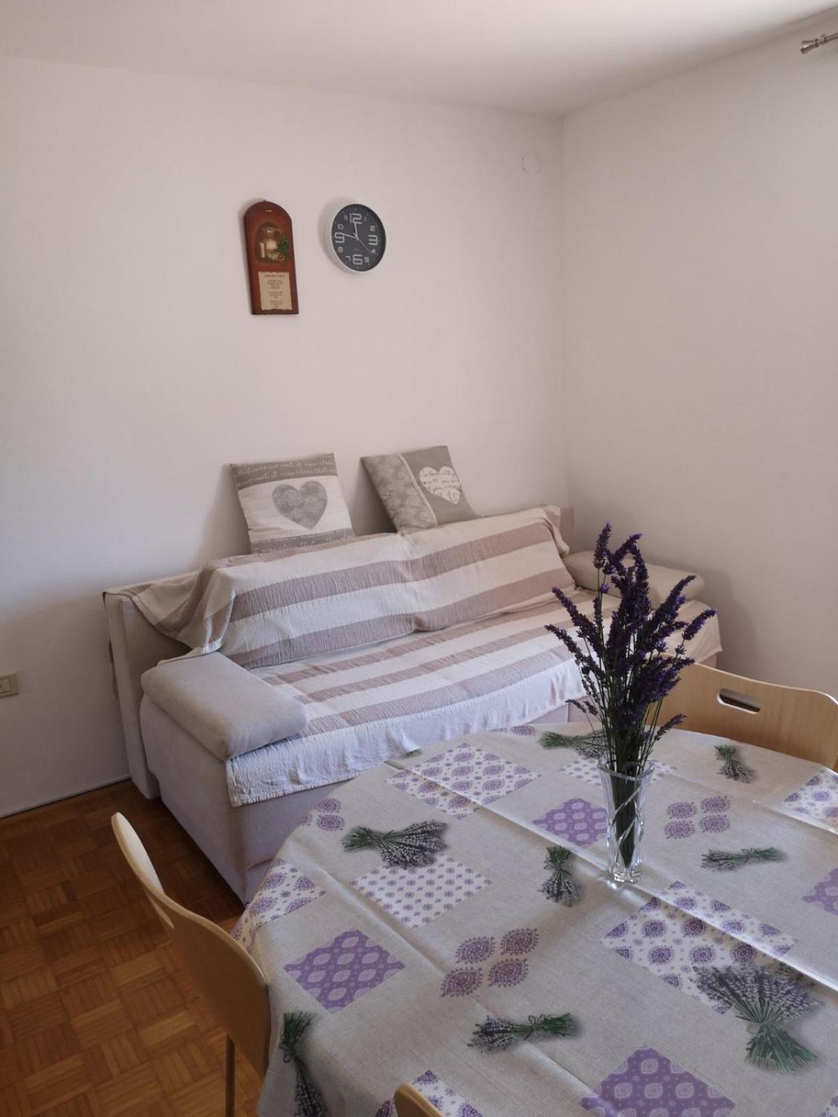 Apartma Ester Луция Экстерьер фото